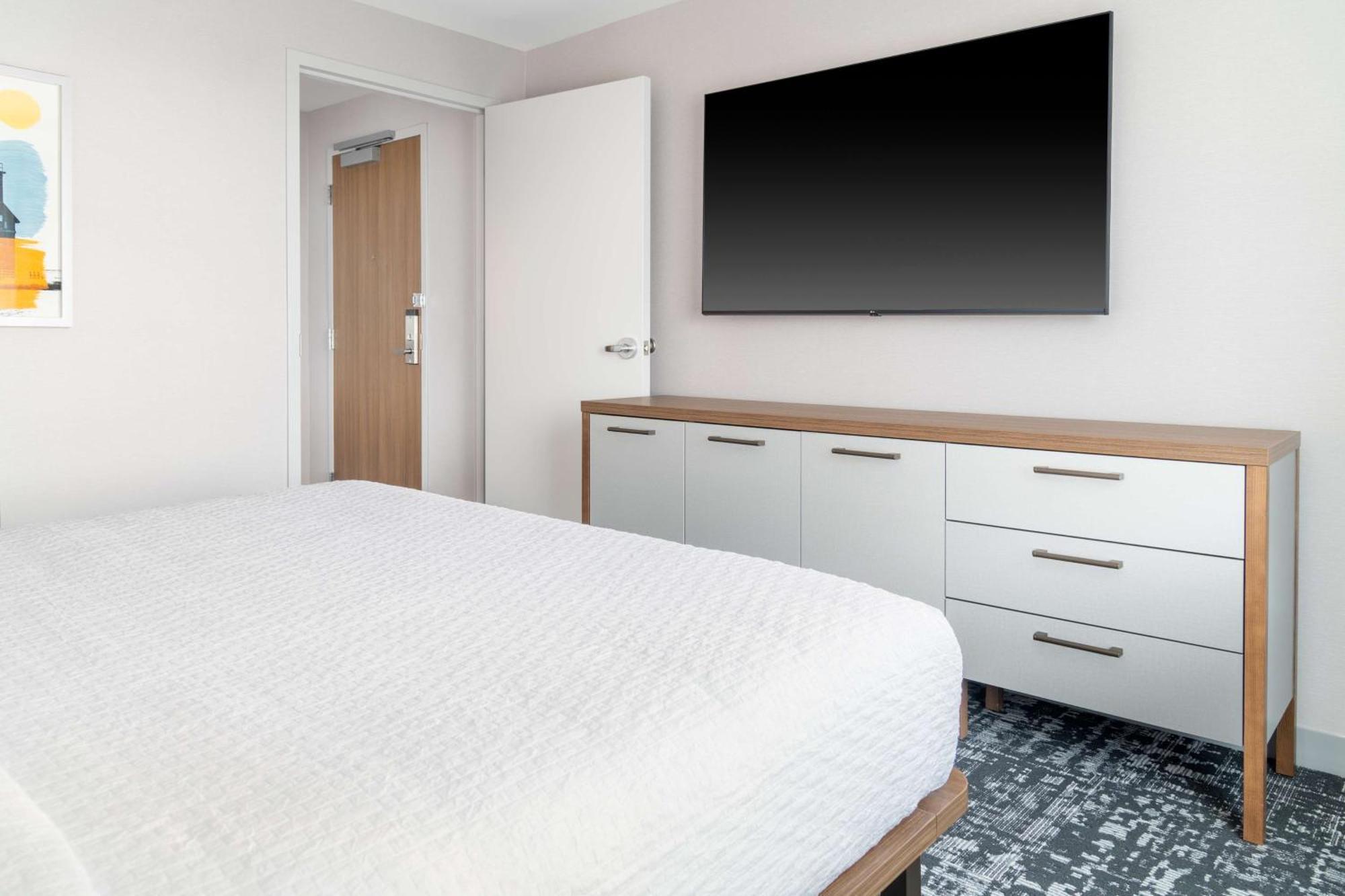 Homewood Suites By Hilton ฮอลแลนด์ ภายนอก รูปภาพ